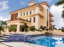 Treebo Premium Royal Amar With Mountain View and Swimming Pool