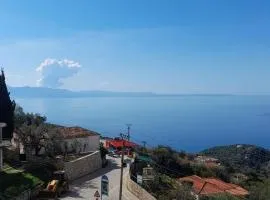 Lukova Sunset Apartments