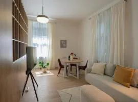 Calm&Chic Suite Near Main Train Station