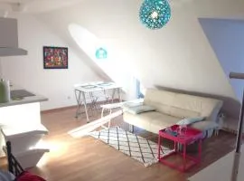 Studio Ochsenfurt mit sonnigem Balkon