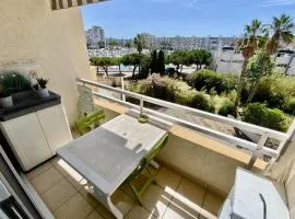 Charming studio near the harbour