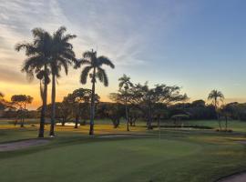 AVillaT15SelborneGolfEstatePennington, hotel in Pennington
