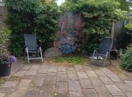 complete woning met zonnige achtertuin