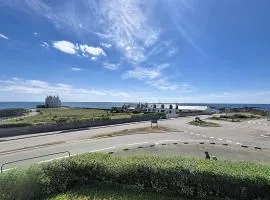 Studio 33m² à Quiberon, proche centre, animaux admis, parking inclus - FR-1-478-96