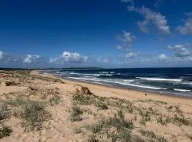 Plumeria Cottage Private Coastal Retreat by Australia No 1 Beach