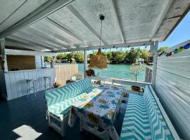 Ada Gioia, hotell i Ulcinj