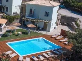 Laus Andros Suites