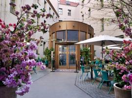 Hotel AMO by AMANO Friedrichstraße, хотел в Берлин
