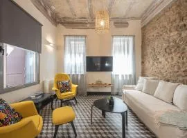 Contemporary Acropolis House