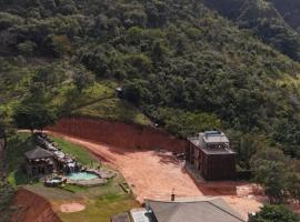 Pousada Carraro, hotel en Delfinópolis