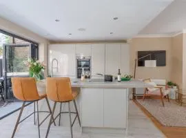 Pottery Place by Grandeur Property