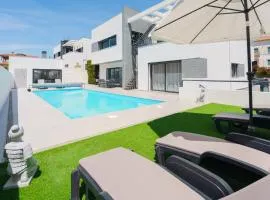 Azura Villa with private pool