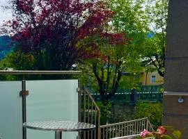 Smaragd, Apartment im Zentrum am Fluss, Balkon