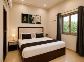 Vrindāvan में, होटल Hotel Shakti Stay - Vrindavan #Near Temples #Couple Friendly #Near Gol Chowk #Family & Deluxe Rooms #Ac Rooms #Lift #Budget Friendly