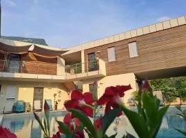 "CASABANA" - relax tutto l'anno - giardino - piscina Top