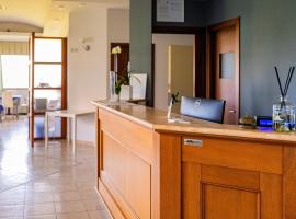 Hotel La Fonte, hotel en Osimo