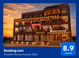 Hotel Unnati Stay Inn Vijayapura By HRG, hotelli kohteessa Bijāpur