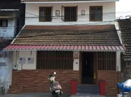 Agraharam Hindu Home stay - Advaitham