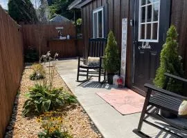 Cabin Experience near all