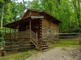 Private Getaway in the Forest 1BR w Hot Tub