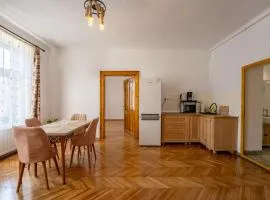 Gloria Apartments