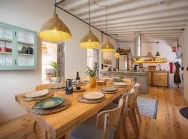 GuestReady - ALMA - Island House