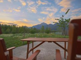 Glamping by the Old Mill, hotel u Preddvoru