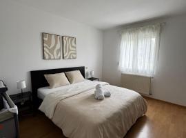 Zen House - Shopping at 3 min, hotel em Marnach