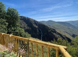 Casa Walhalla & Cortijo El Páramo, Hotel in Pampaneira