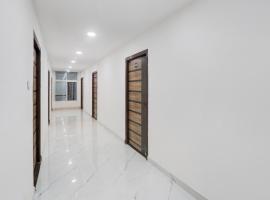 Hotel O Bluemoon, hotel en Mancherāl