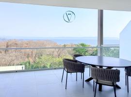 Endless Ocean Views Luxury Bolongo Escape, Hotel in Higuera Blanca