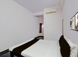 HOTEL O PADMAJA RESIDENCY, viešbutis mieste Raigīr