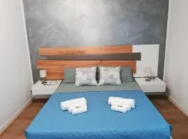 Urban Oasis Suite Design & Comfort in Ponti Romani