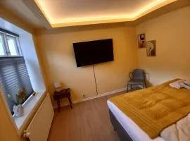 4SEASONS - Amber Spring Suite