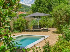 VILLA PROVENCE-SPA&BBQ CENTRE AU CALME- JARDIN - TERRASSES, Hotel in La Valette-du-Var