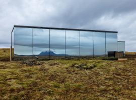 Viesnīca ÖÖD Hekla Horizon - Mirror Houses pilsētā Hella