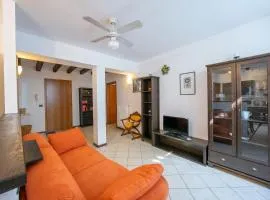 Casa Azzurra 150mt From Lake - Happy Rentals