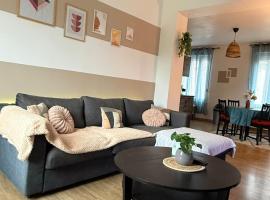 Le Duplex Cosy - 4 Pers - Valenciennes, hotel em Marly