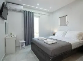 Modern & Cozy Coastal Apartment in Prime Location