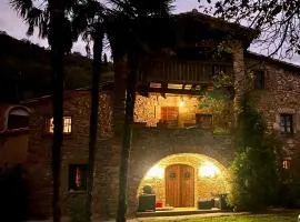 Garrotxa Nature House by Fidalsa