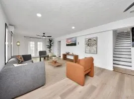 Spacious 4Br - Ksizebed pet Friendly with game room and patio