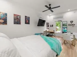 Irie Vibes Private Guest House Downtown