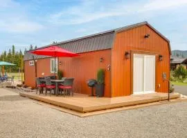 Bougie Barn 5 mi to Silverwood theme park!