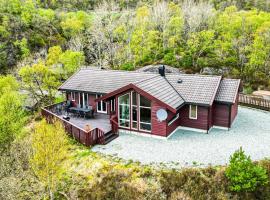 Lovely Home In Nedstrand With Sauna, viešbutis mieste Nedstrand