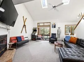Walkable Stone Ridge Townhouse Village & HoliMont