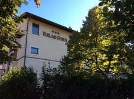 Relais Forti, hotel v destinaci Colfiorito
