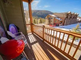 Tenderfoot Lodge 2620 by SummitCove Lodging