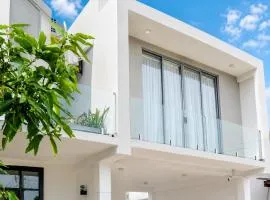 Ceylon Luxury Villa Mirissa With Private Pool