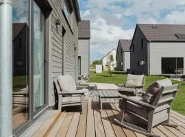 Hochwertiges Ferienhaus mit Terrasse in Strandnähe auf Rügen