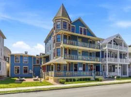 The Marilyn Inn